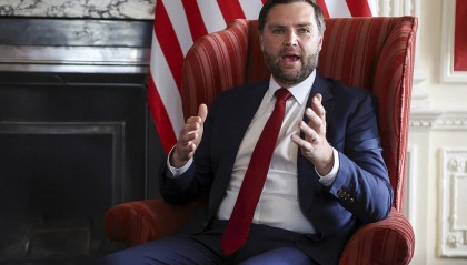 万斯称美正协调安排普京与泽连斯基会晤 俄乌暂无回应