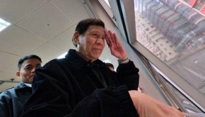 杜特尔特抵达海牙，ICC证实：已正式拘留，感谢菲政府配合