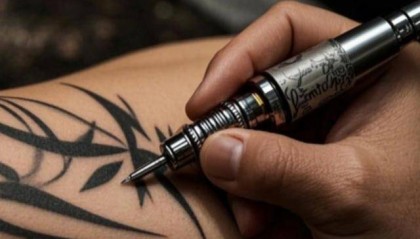 150元文身背后：店主因给14岁少女文身，被判赔9万！