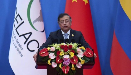 哥伦比亚确认加入，总统抵京发声