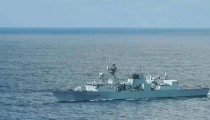 加拿大战舰闯入南海逼近黄岩岛，被解放军的动作当场镇住
