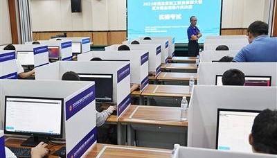 区块链应用操作员8小时决战“链”上真功夫