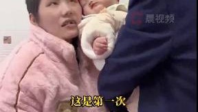 58岁男子回应娶21岁失明女孩：看她可怜才走到一起，会照顾好她