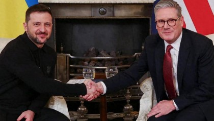 美欧决裂？特朗普式停火一地鸡毛，美欧对待泽连斯基态度大不同！