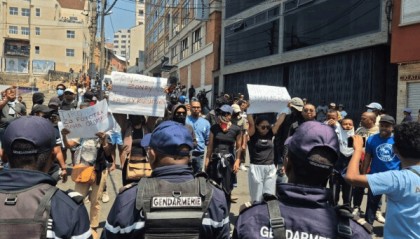 停电缺水引爆民怨 马达加斯加年轻人掀起反政府抗议