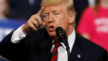 特朗普火速离开英国，临走前送给普京19个字，中方的一番表态斩钉截铁，对外释放信息量大