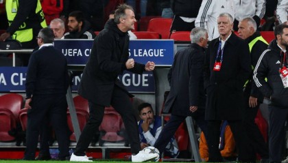 本菲卡的悲剧：两球领先却被绝平，穆里尼奥的战术是否受到影响？