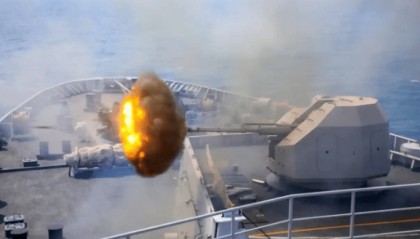 大陆渔船再遭撞击！台当局不念手足之情，解放军的忍耐已经到了极限