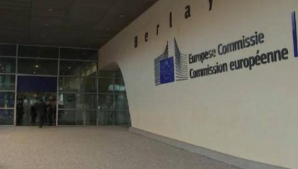 法国总理：欧洲必须为可能与美发生贸易战做好准备