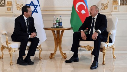 以色列向阿塞拜疆承诺，打下伊朗就瓜分领土？俄专家：美国将参战