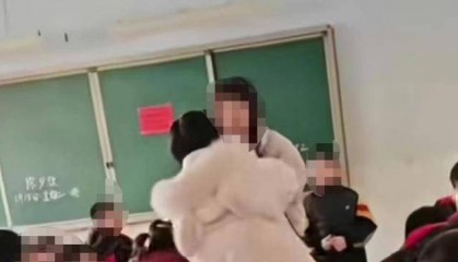 山西一老师把学生牙打掉，家人冲进教室讨说法？官方回应