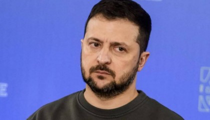 局势失控？中国大使馆紧急发声，特朗普出尔反尔，普京又被骗了？