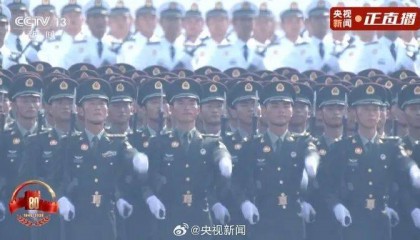 歼20S、DF61导弹，震撼亮相！三支兵种首次亮相天安门广场，空中梯队战机起飞