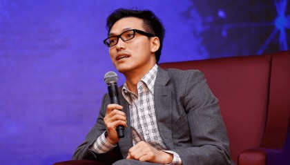 王健林的“白衣骑士”，1287万元股权被冻结