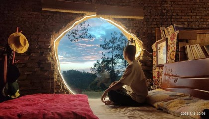 是个人选择还是另有隐情？35岁男子回乡“崖下洞居”惹争议！｜封面深镜