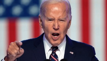 美国全面反华，对华定位已质变？中方果断接下挑战书，断供开始了！