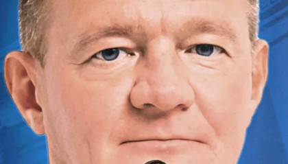 俄罗斯首位自杀的部长 牵出边境国防贪腐案