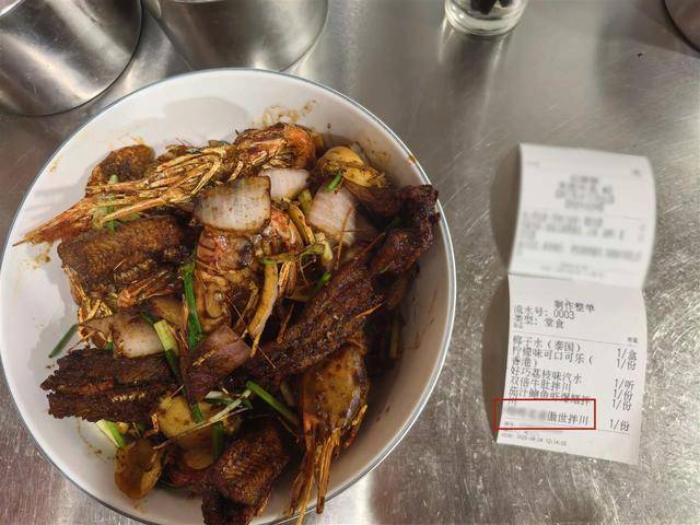 杭州一面馆一碗面卖2188元，老板：半月内卖出十多碗