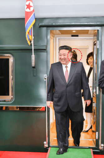 金正恩女儿首登国际舞台,引爆接班传闻!英国首相被架空,工党内斗成全武行…