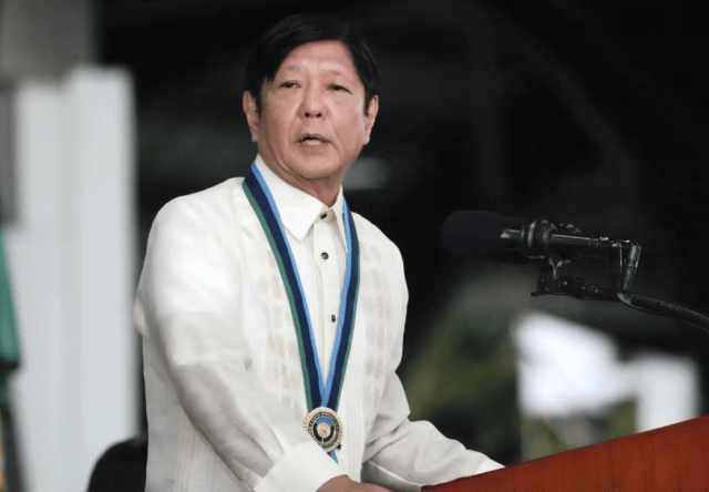 中方已仁至义尽，马科斯对华连开了2枪，赖清德心腹抵达菲律宾，外交部亮明态度