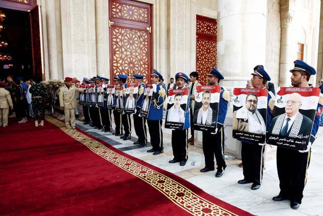 “总理”“部长”等12人，遭一锅端