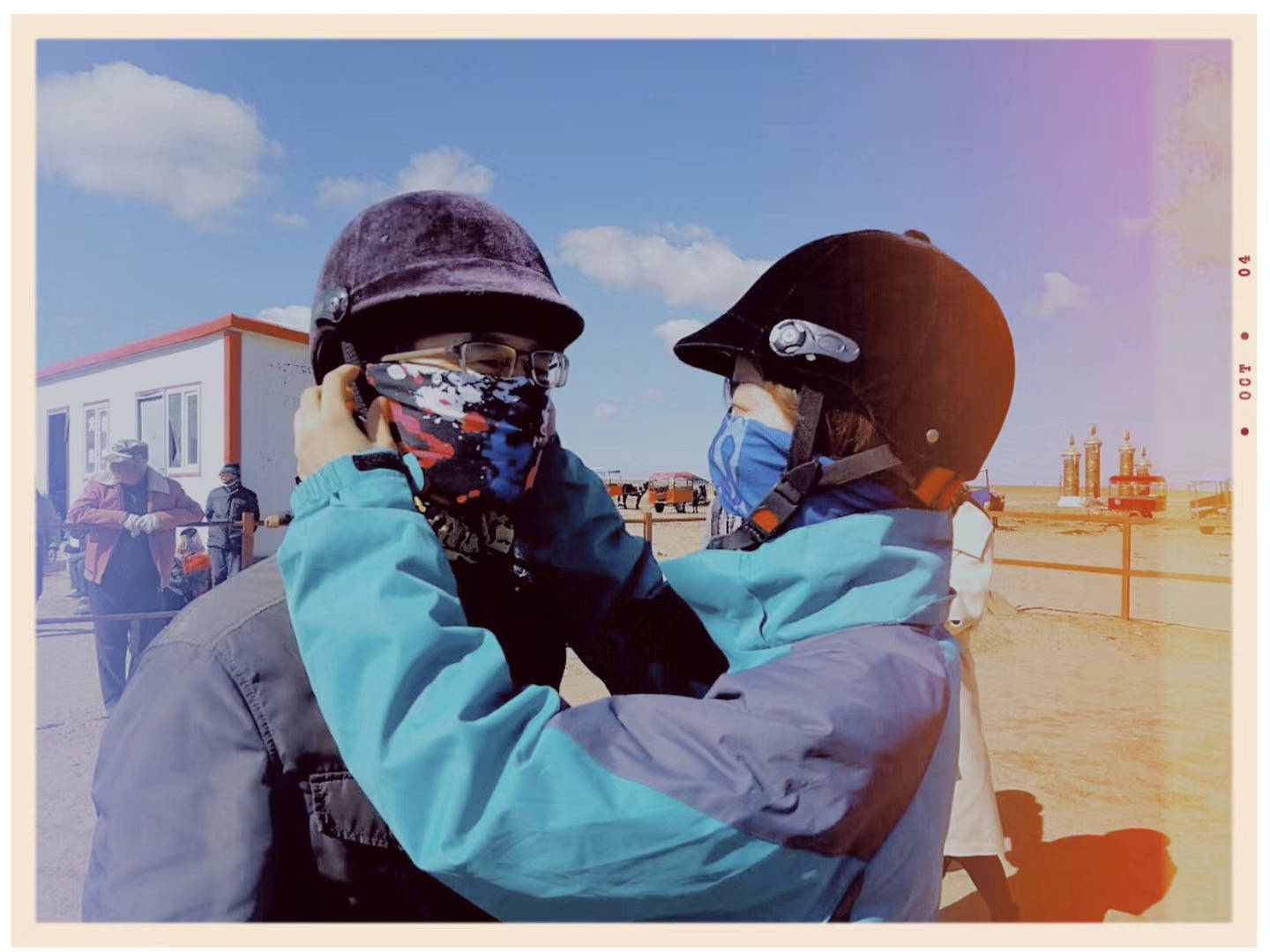 教师突发疾病离世 女儿发帖征集学生记忆