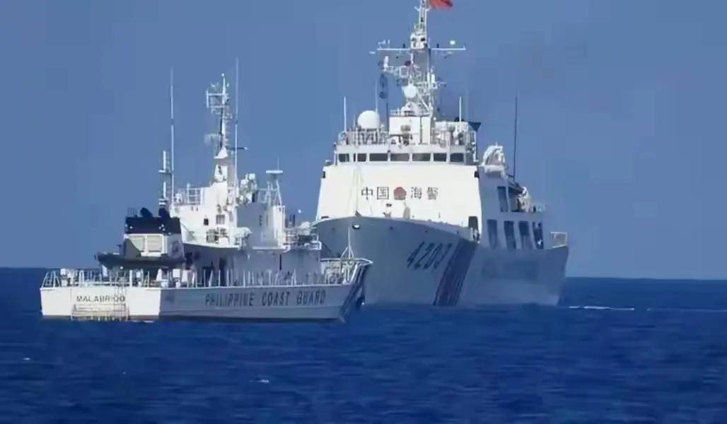 出乎意料！菲律宾傻眼，中国对黄岩岛的行动，让美国彻底意想不到