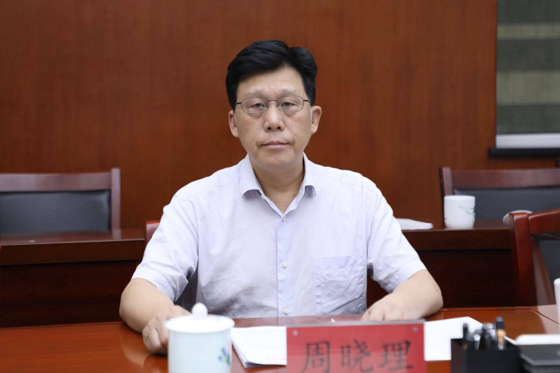 张家界市人民政府党组成员、副市长闫瑞增一行来省社对接工作