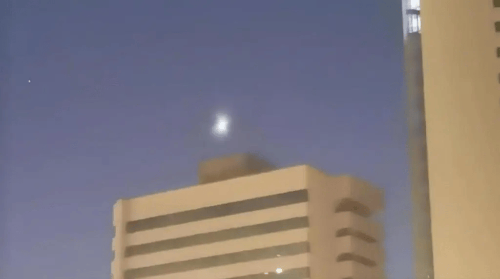 多地现不明飞行物，“速度极快”，最新回应