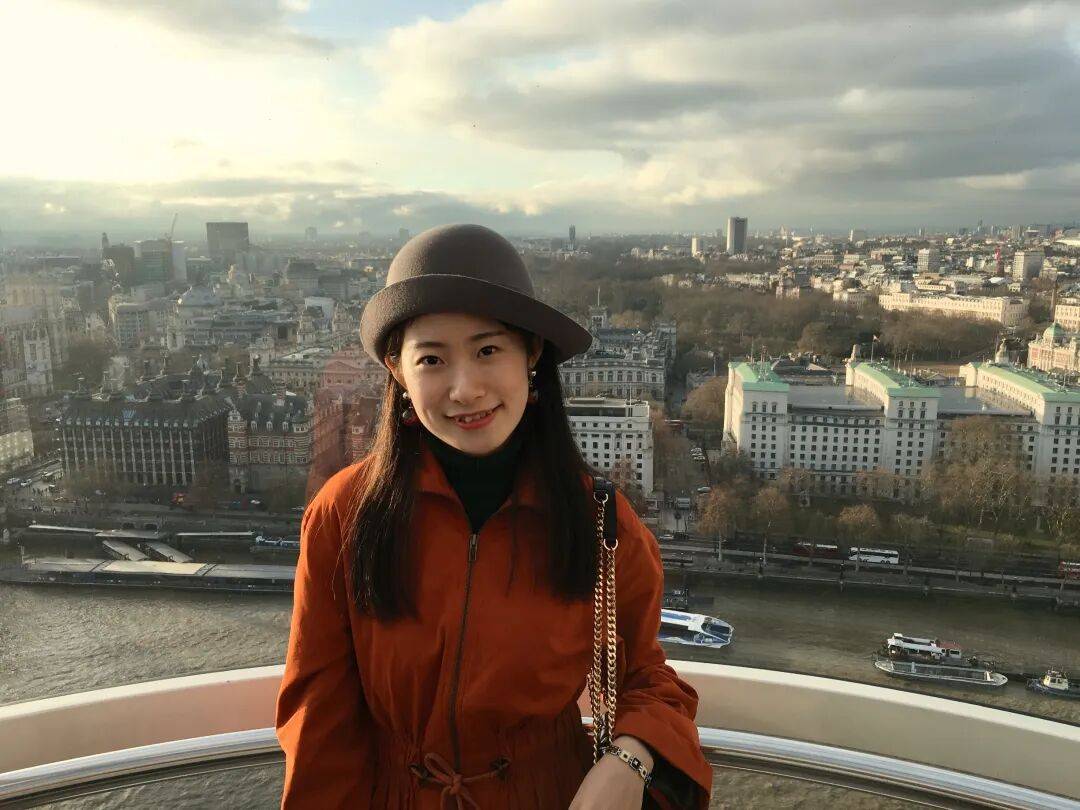 “乔布斯你复活吧!”iPhone17“丑”上热搜,果粉最怀念的还是他?