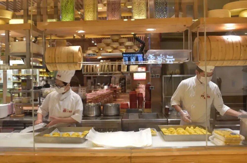 21元一个“冻馒头”罗永浩都嫌贵，预制菜到底应该卖多贵？