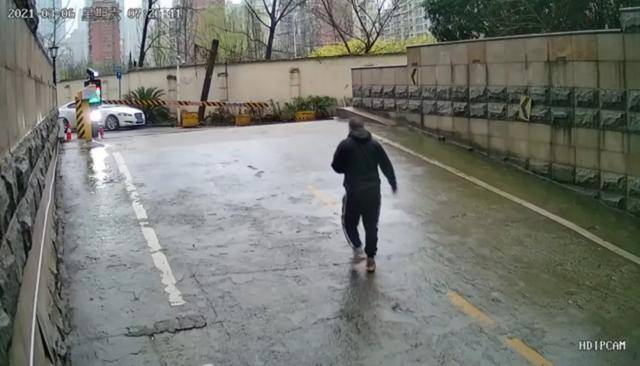 29岁女子遭丈夫碾轧拖拽8米死亡,女方家属发声