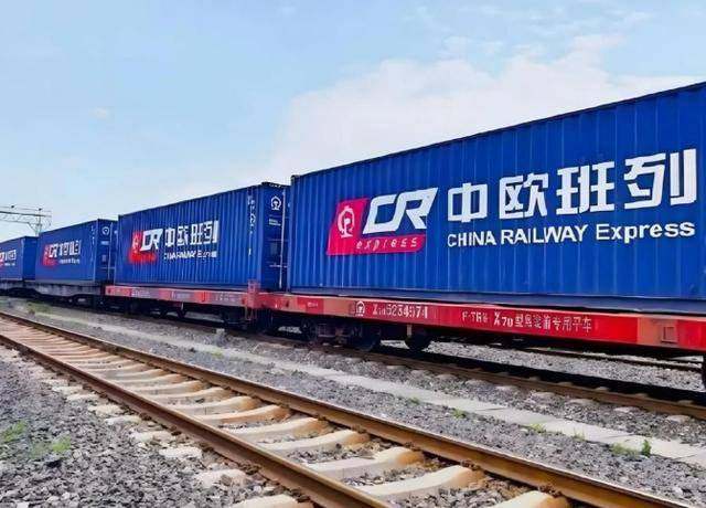 波兰硬刚11天服软，恢复中欧班列，但中方可不止留了一个后手