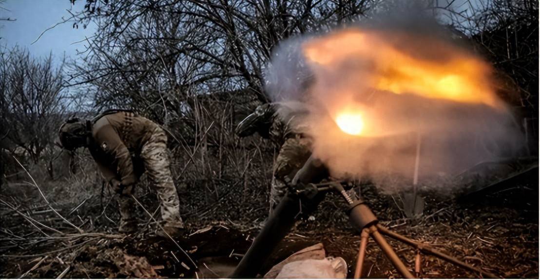 俄军先下手为强，深夜突袭波兰！导弹直击波兰大使馆