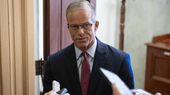 美国政府关门僵局进入第六天，参议院将就拨款法案再次投票