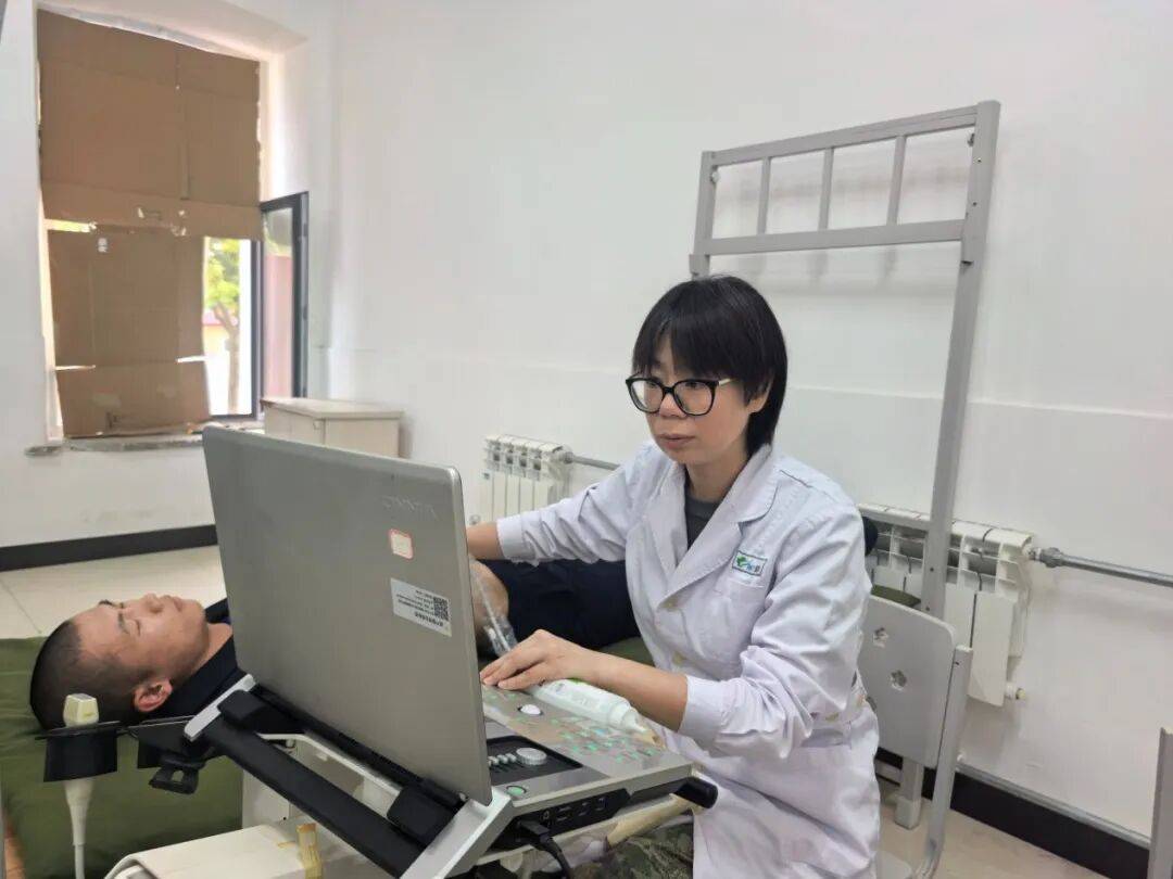 白衣为甲,守护戎装!第九六七医院温情服务新兵“入营第一关”