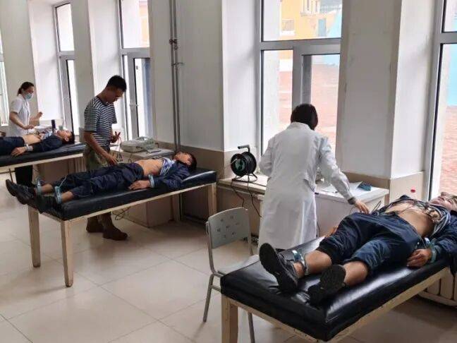 白衣为甲,守护戎装!第九六七医院温情服务新兵“入营第一关”