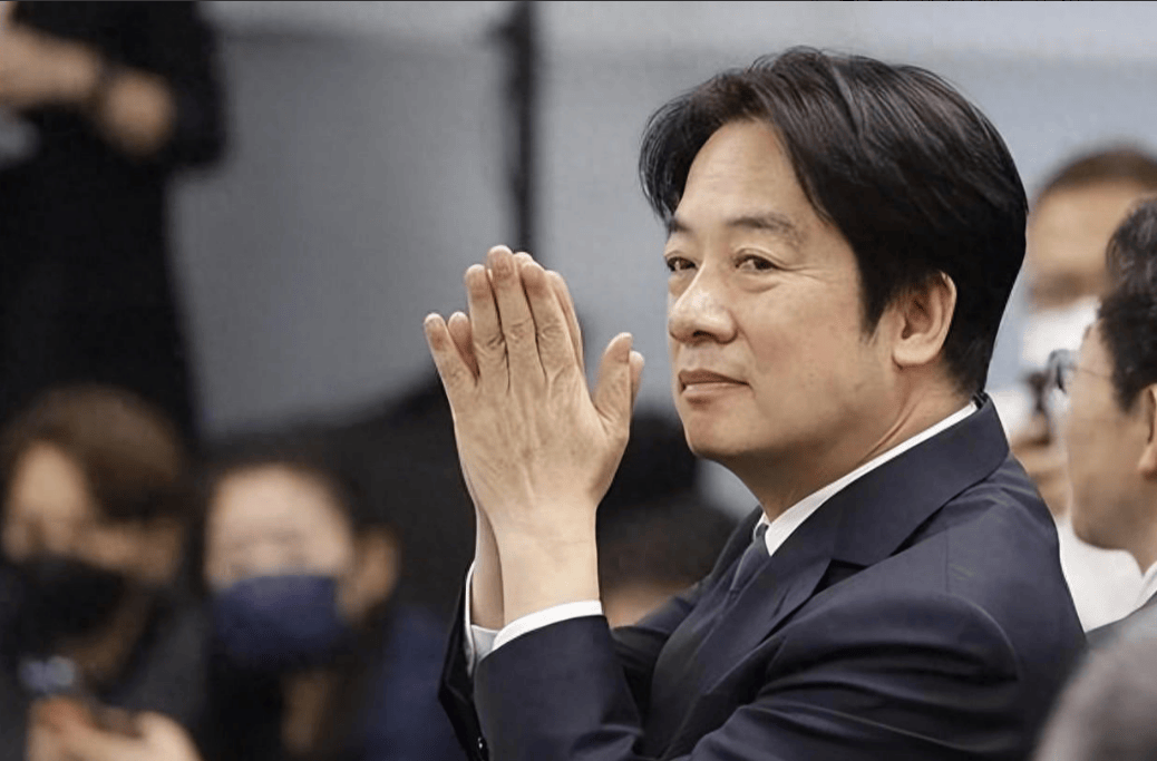 沉寂24小时后，大陆致贺电，郑丽文递出三句话，两岸同属中华民族