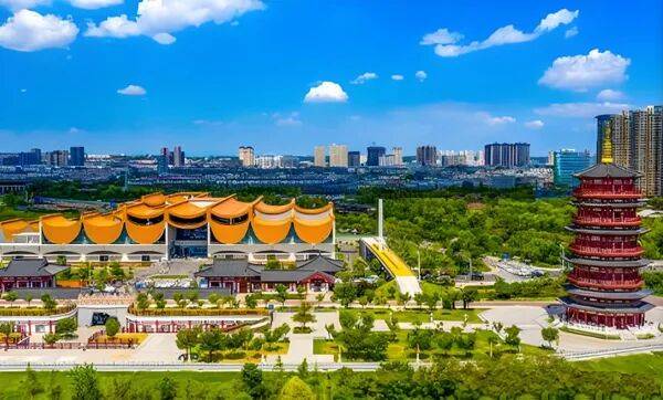 刘宁在洛阳市领导干部会议上强调:牢记殷殷嘱托 勇于担当作为 奋力建强中原城市群副中心城市