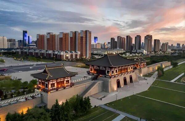 刘宁在洛阳市领导干部会议上强调:牢记殷殷嘱托 勇于担当作为 奋力建强中原城市群副中心城市