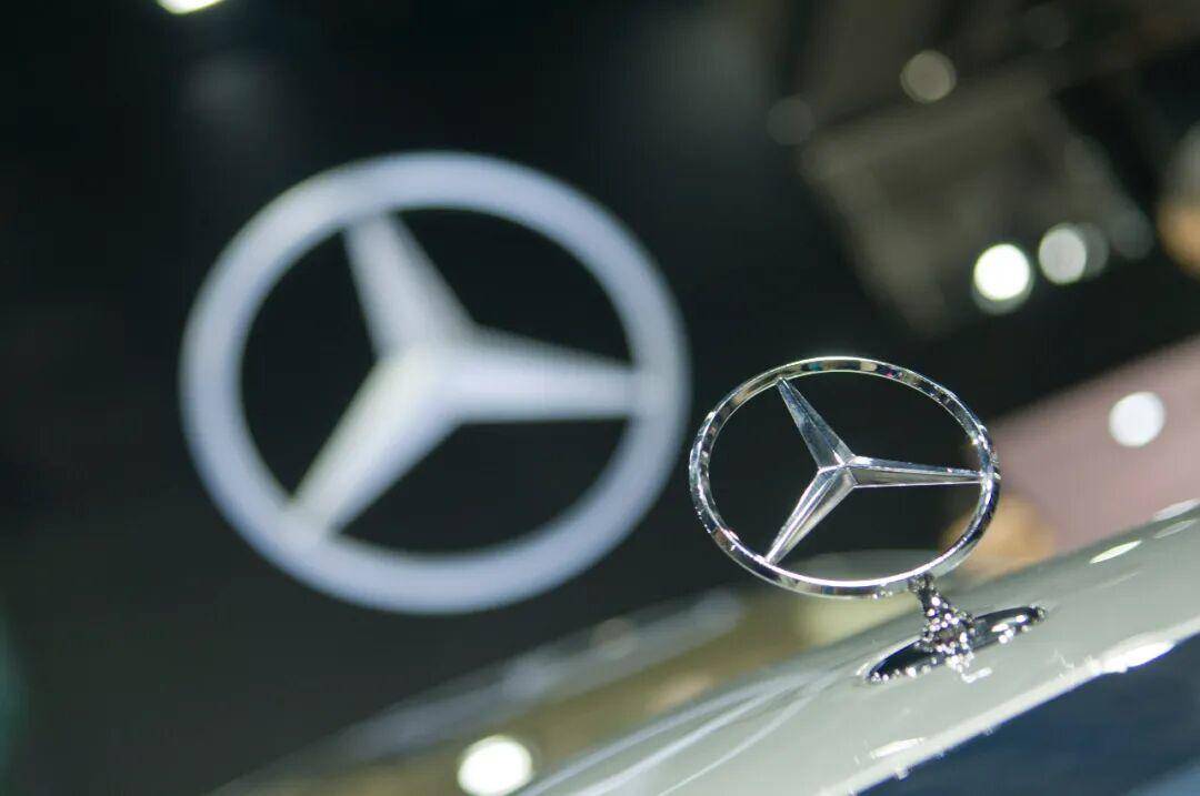 目标30000人离职!德国奔驰实施大规模裁员计划,三季度销量同比下滑12%