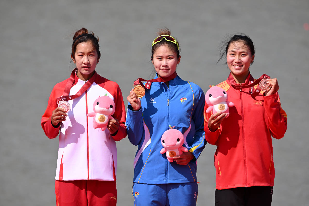 图集|十五运赛艇女子单人双桨决赛，鲁诗雨获银牌